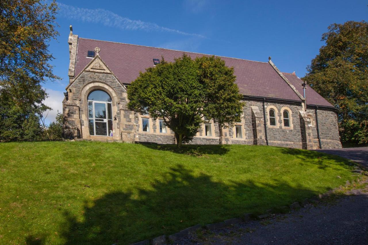 Mountain Church Capel Curig Bagian luar foto